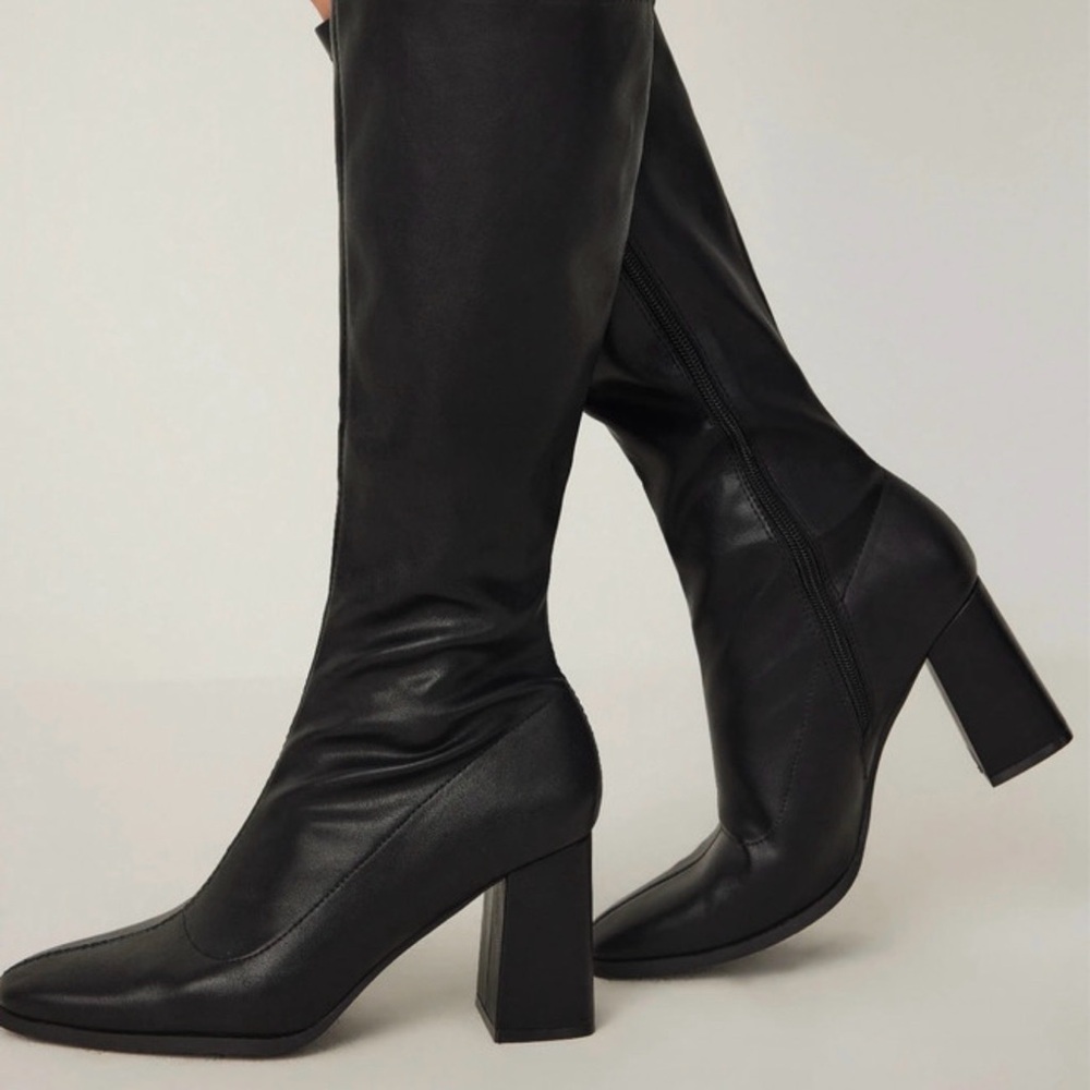 Cider Black Knee-High Block Heel Boots - Picture 4 of 8